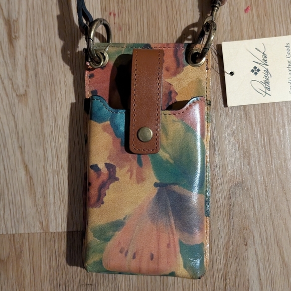 Patricia Nash Farleigh Crossbody Cellphone Bag in Watercolor Butterfly - Picture 10 of 11